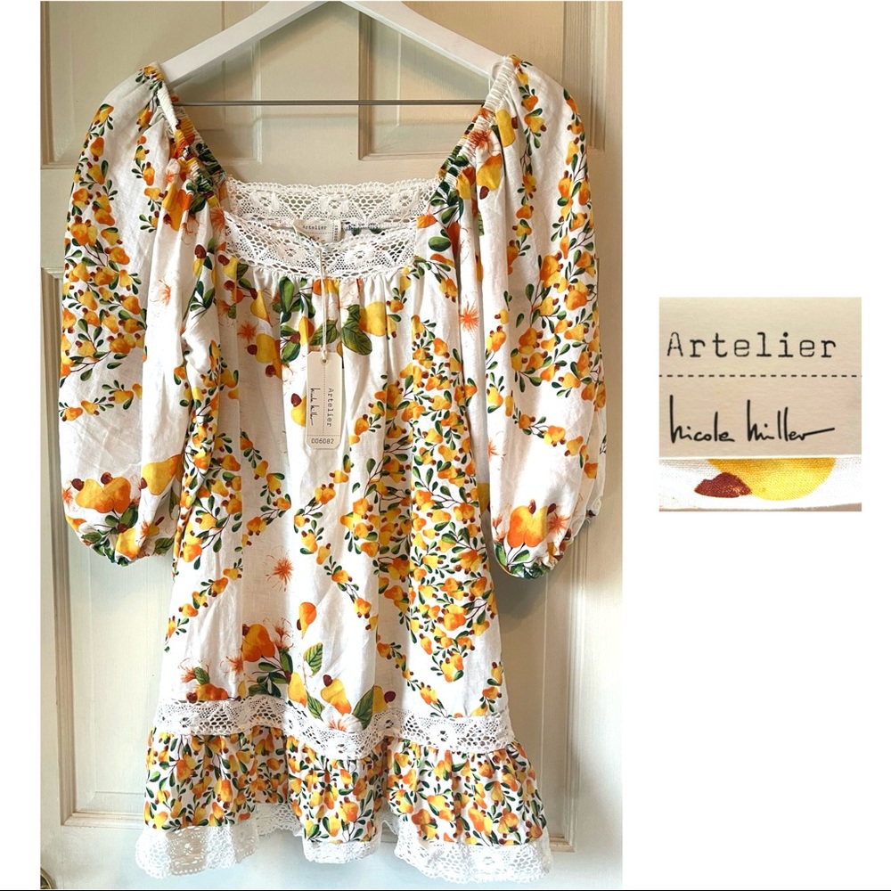 Artlier by Nicole Miller Orange Fruit Linen Top